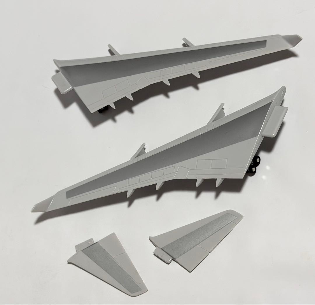 クロスウィング 1/200 B747-400 日本国政府専用機