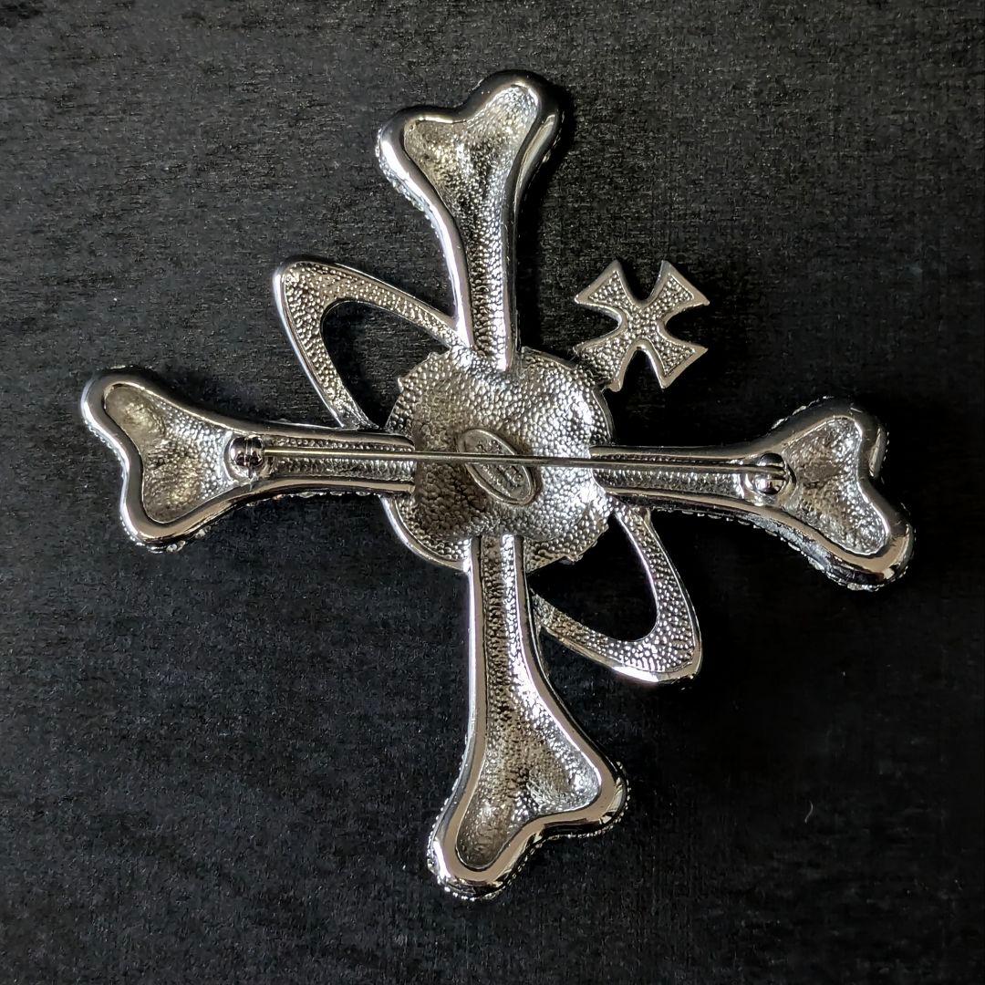 vivienne westwood パイレーツオーブ ラインストーン ブローチ