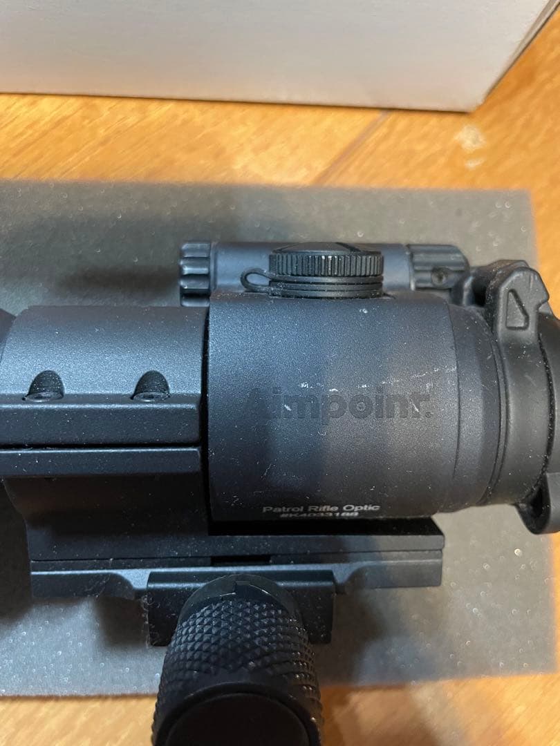 エイムポイント　実物　ダットサイト