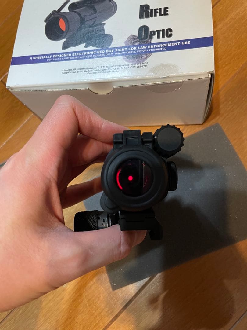 エイムポイント　実物　ダットサイト