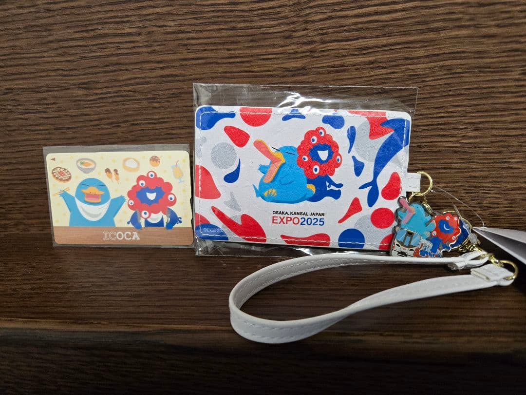 大阪・関西万博限定ICOCAカードと合皮ケース EXPO2025ミャクミャク