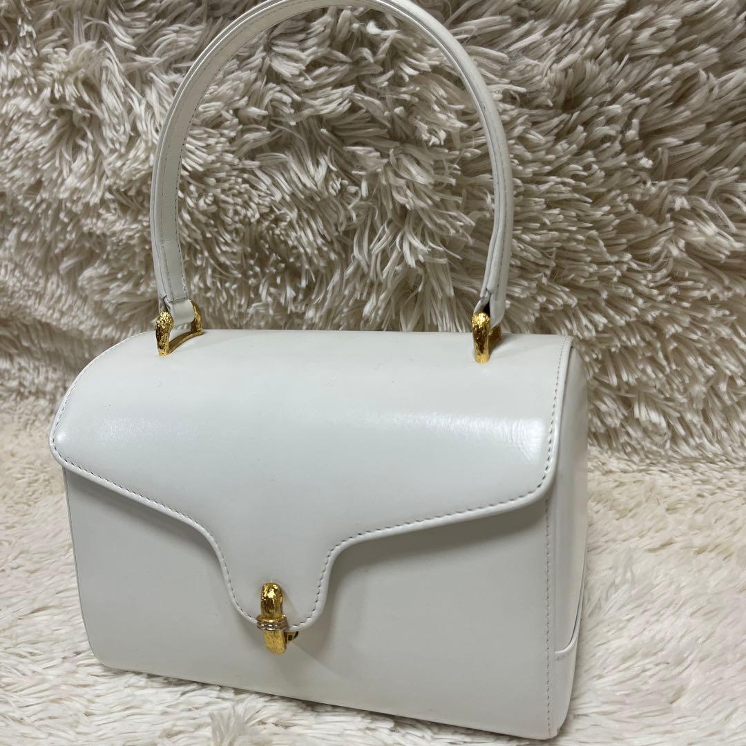美品✨WAKO ワコウ　ハンドバッグ　ホワイト×ゴールド　自立