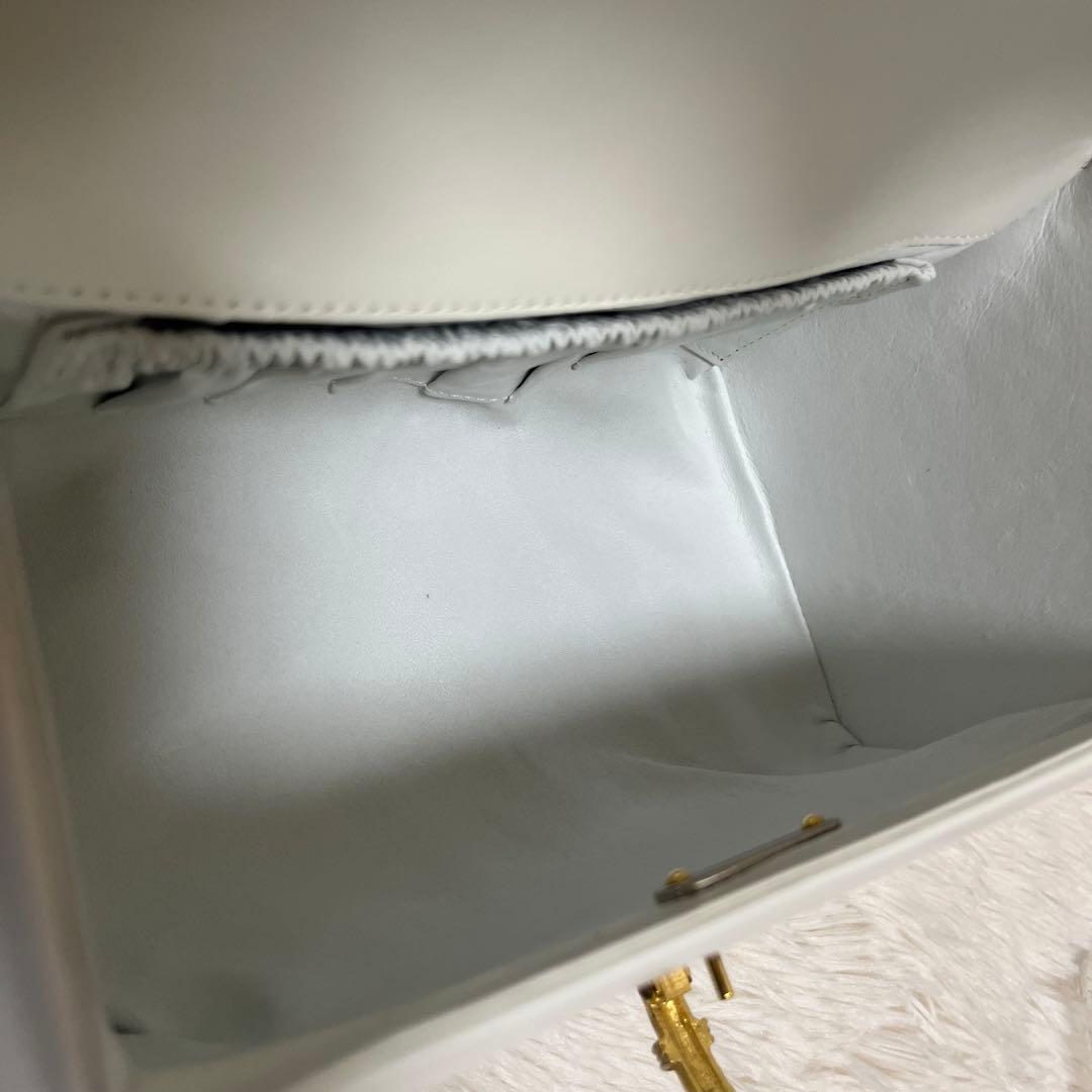 美品✨WAKO ワコウ　ハンドバッグ　ホワイト×ゴールド　自立