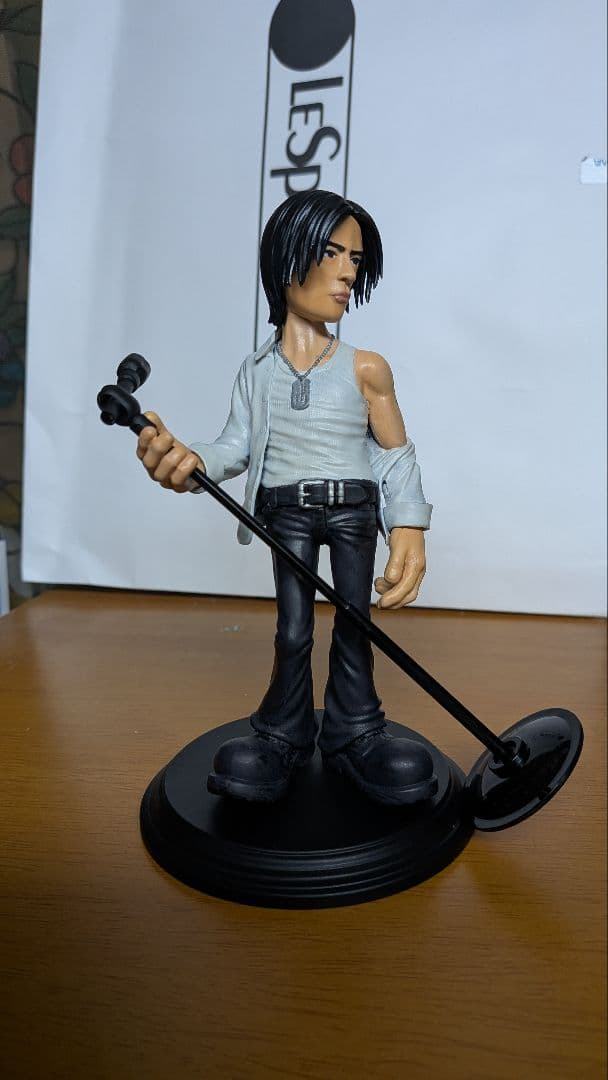 TAKA　氷室京介リペイントフィギュア