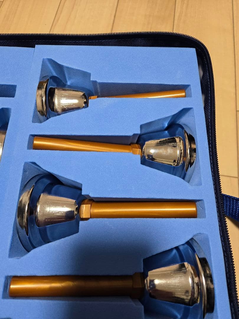 全音ミュージックベル・シルバー27音セットソフトケース付き