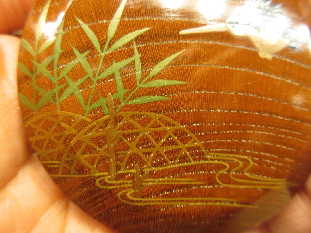 送料込【逢絢亭・新品】茶道具 香合 欅材 面取 川蝉蒔絵 福田芳郎 共箱入り