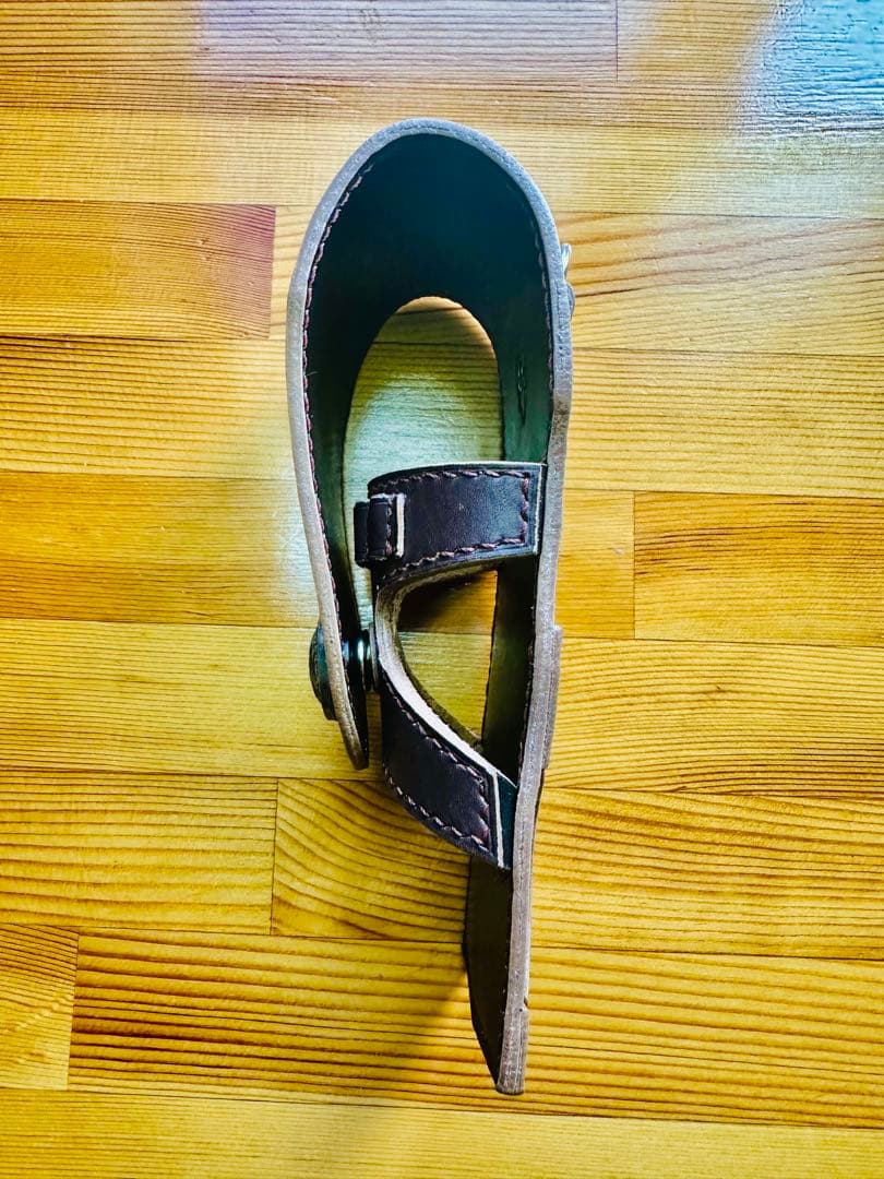 ダーツケースカバー（赤茶×黒）