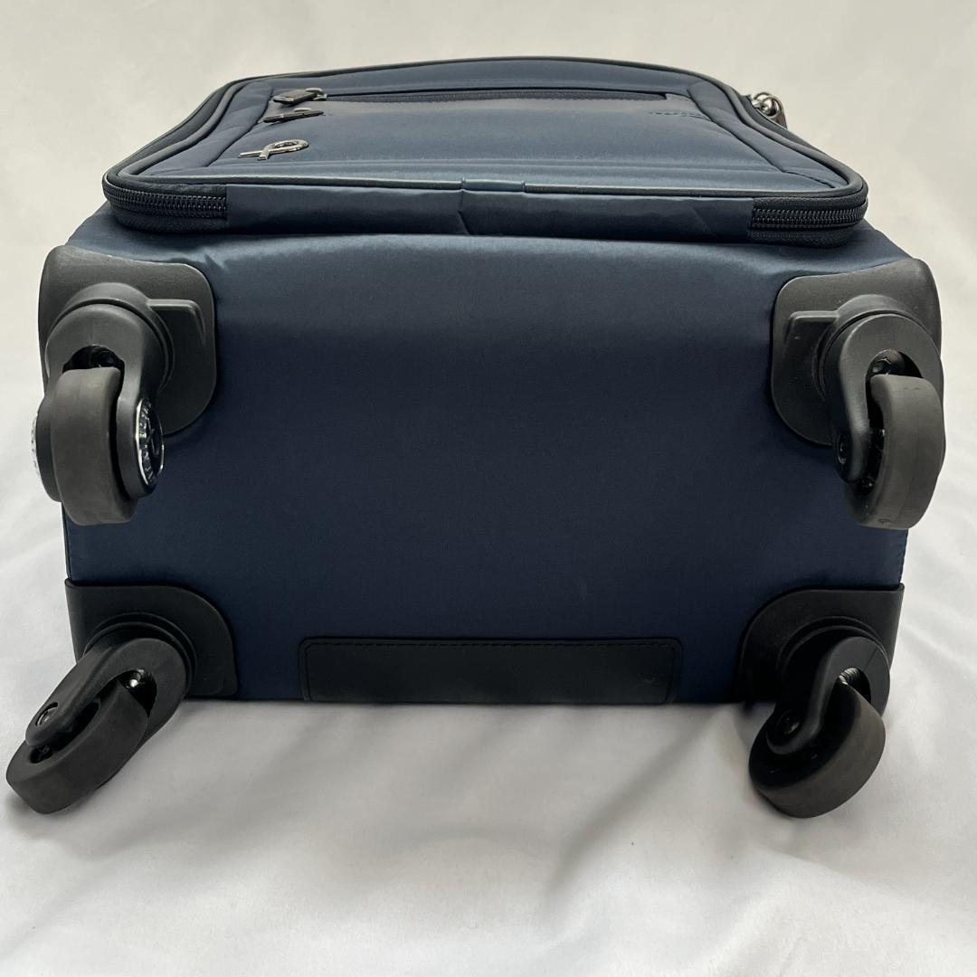 美品 プロテカ フィーナRF スーツケース ソフト 旅行 機内持込 超軽量 紺