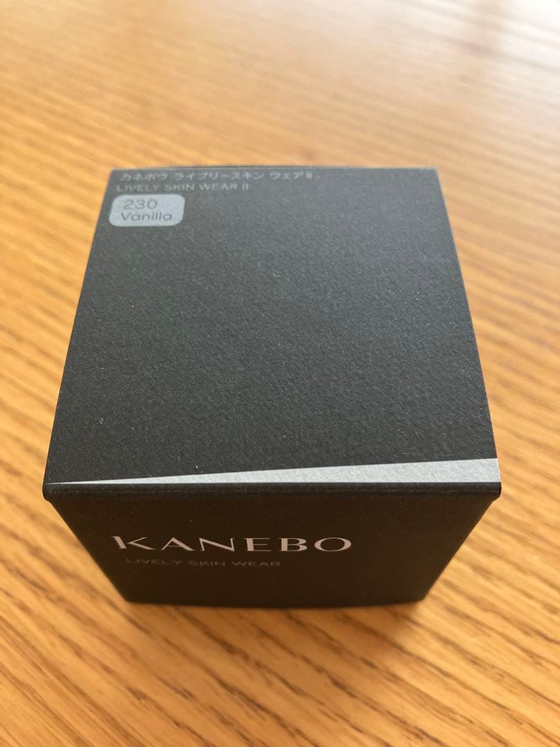 カネボウ KANEBO ライブリースキン ウェアII 230 Vanilla