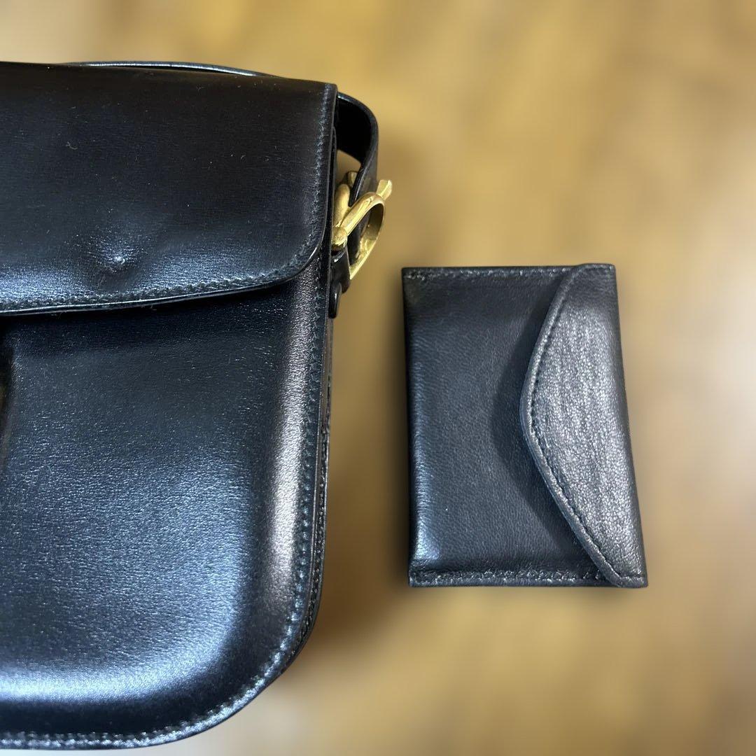 セリーヌ 馬車金具 ショルダーバッグ カーフレザー ブラック 黒色