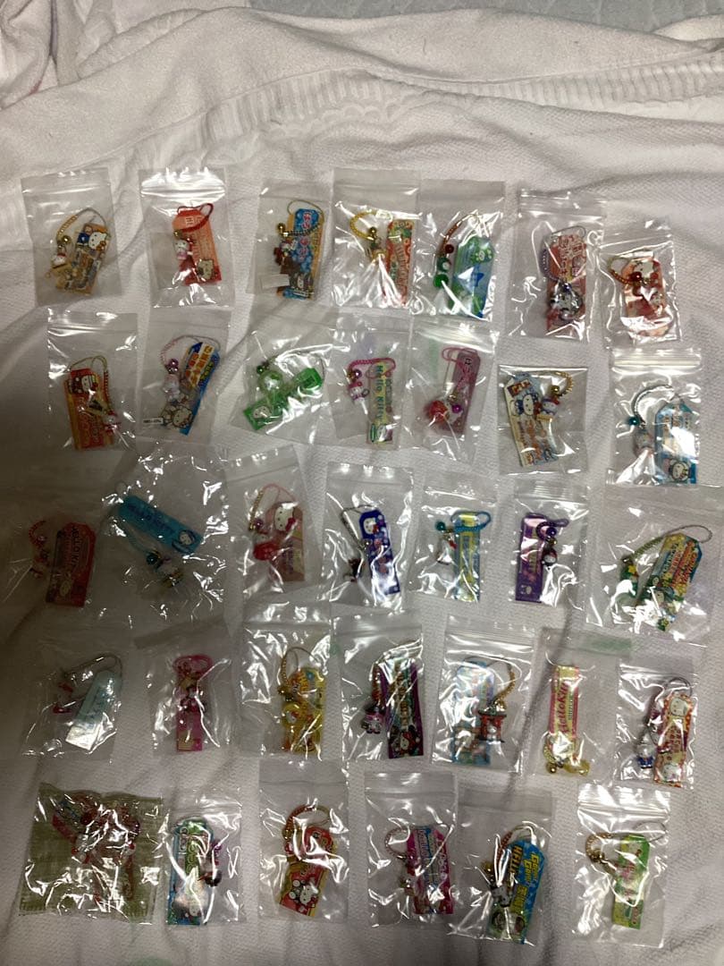 合馬公式アカウント1　ご当地キティ　根付け　350点プラスおまけ