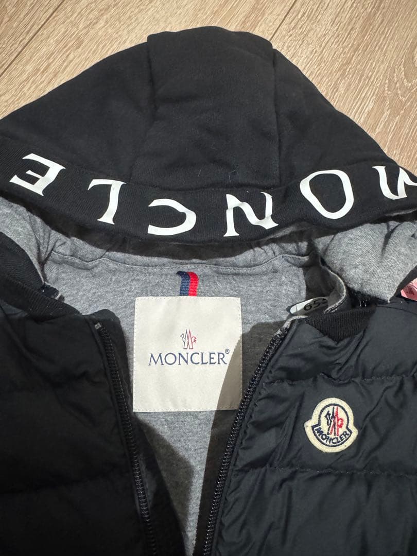 MONCLER ブラック ダウンジャケット　※値下げ中