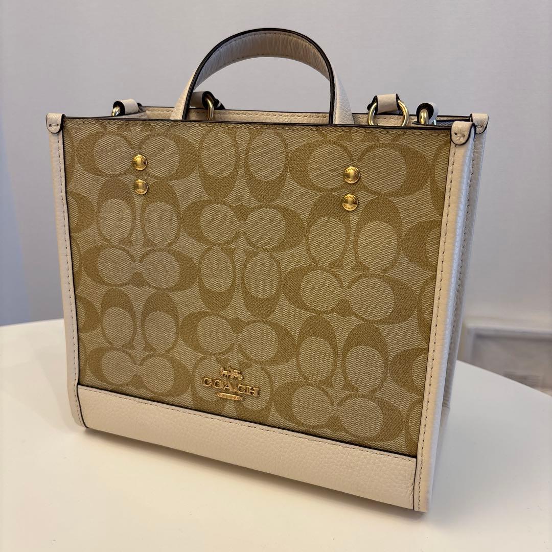 【美品】COACH ロゴパターン ハンドバッグ