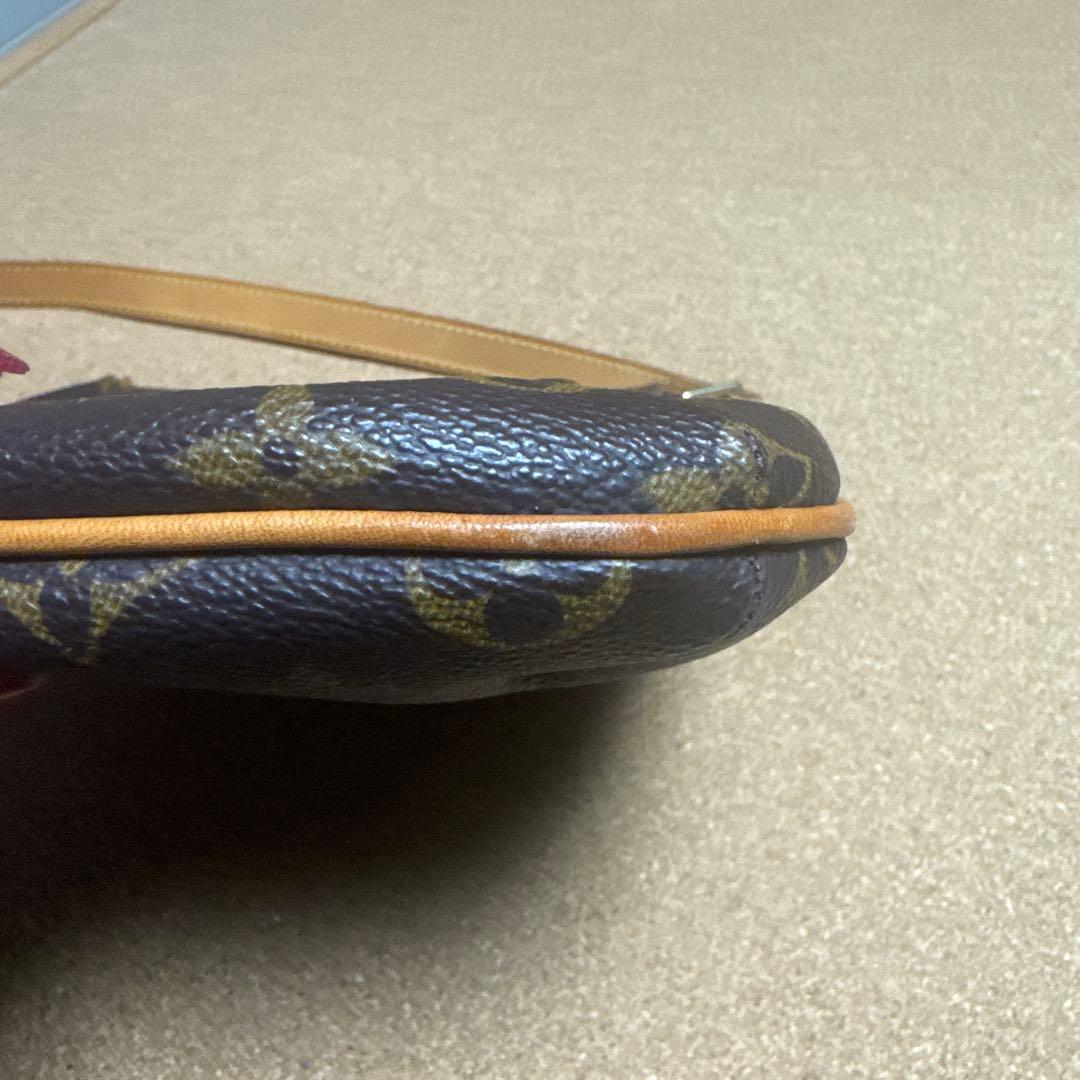 ルイヴィトン　LOUIS VUTTON ショルダーバッグ