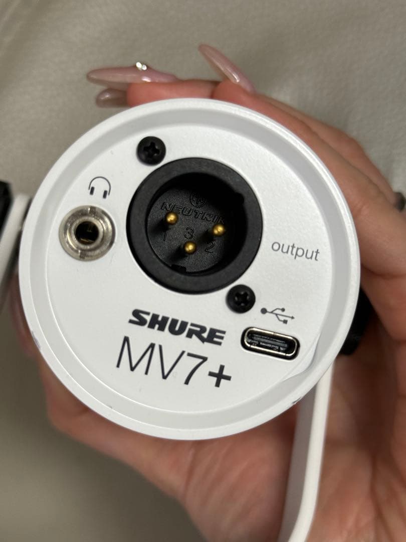 格安【新モデル】SHURE シュア MV7+ マイク ホワイト 白LED ライト