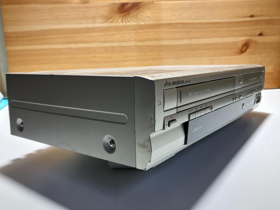 DXアンテナ　DXブロードテックVHS/DVDレコーダーDVR-120V