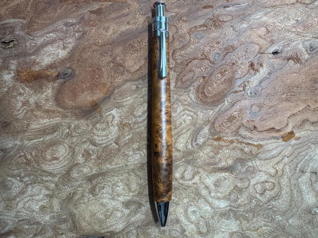 【工房楔　木軸ペン】クルミ こぶ杢