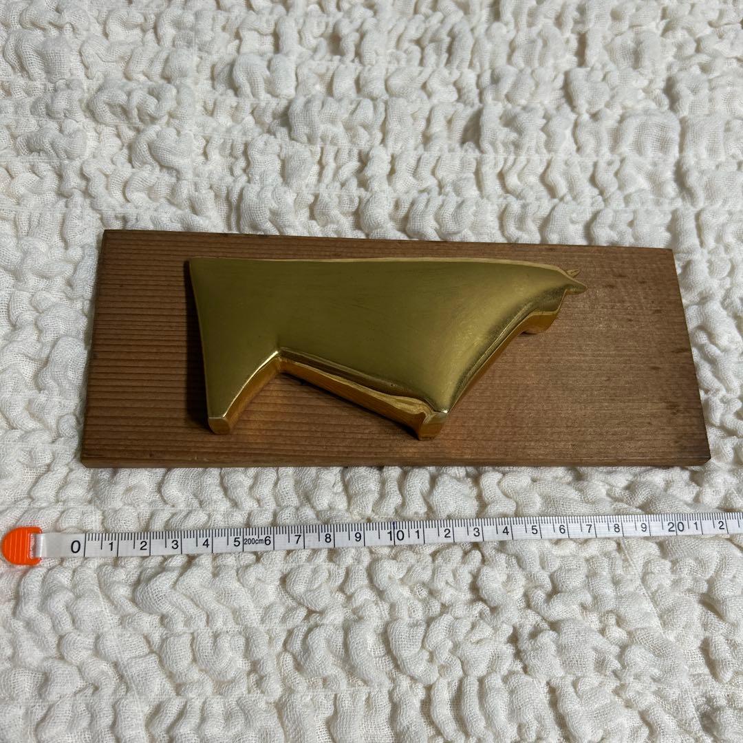 黄銅　牛　金色の置物 約14cm