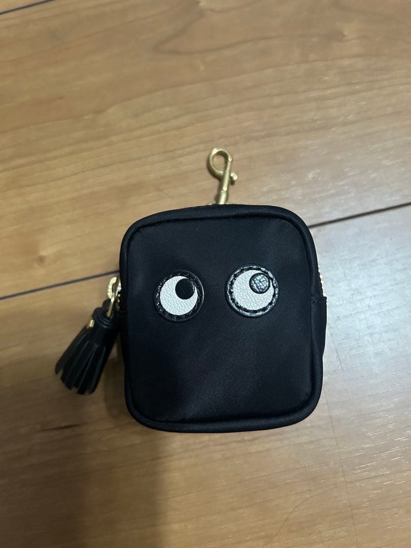 ANYA HINDMARCH＞アイズ イヤホンケース