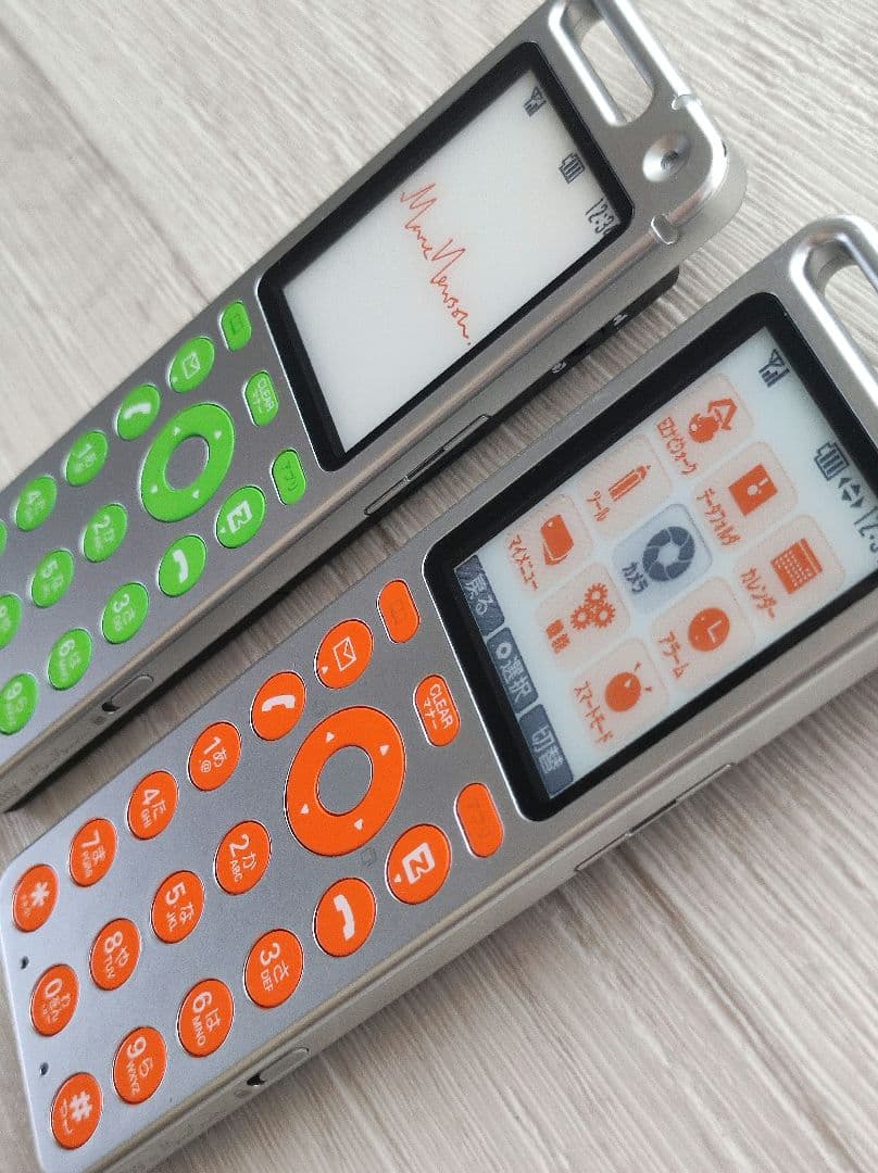 展示用モック★【タルビー / talby】★au ガラケー模型