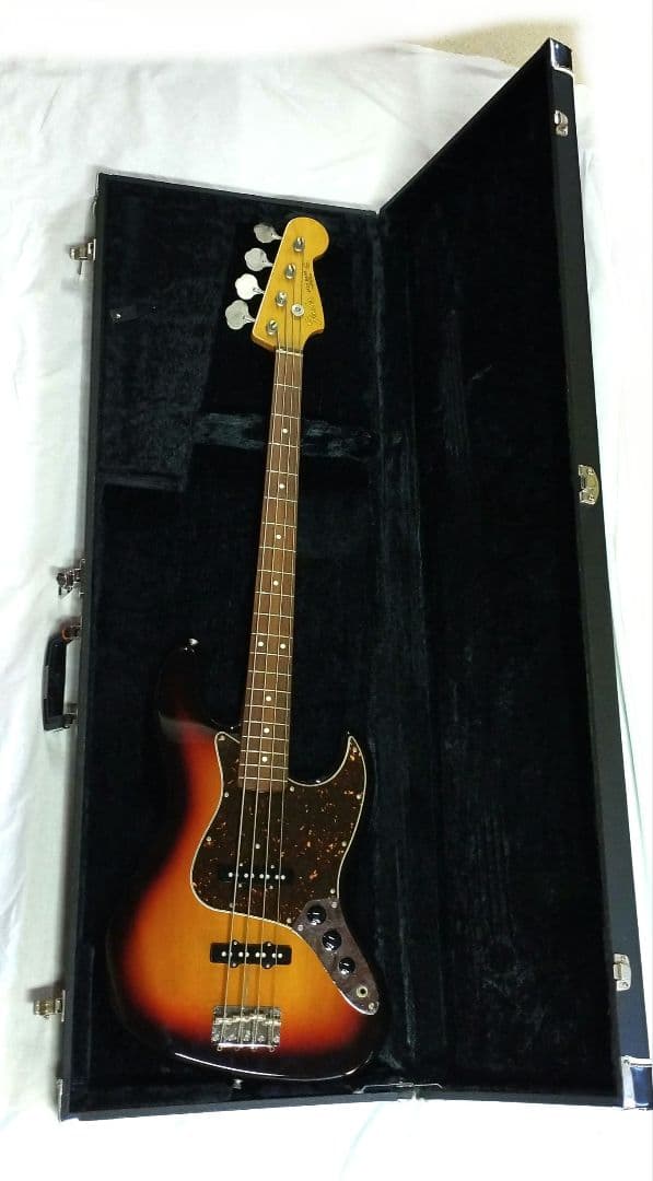 エレキベース用　ハードケース