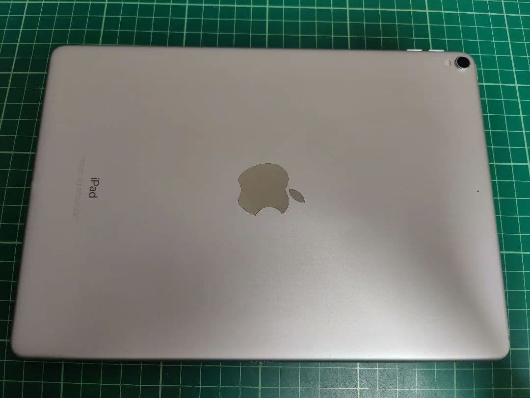 Apple iPad Pro 64GB シルバー WiFiモデル