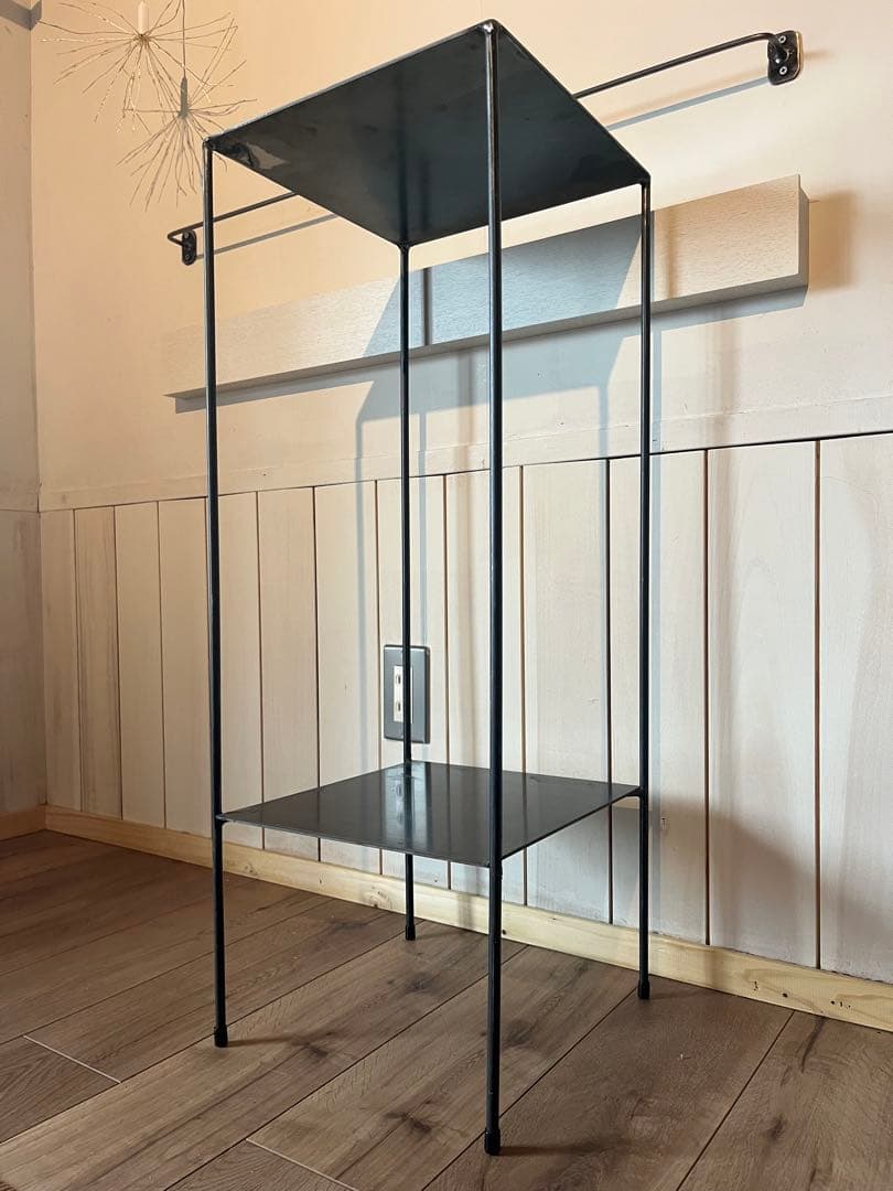 アイアン　ディスプレイ棚　シンプル