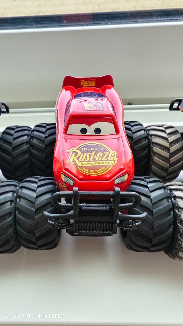 【新品】 カーズ モンスタートラック 8台セット ラミレス メーター ストーム