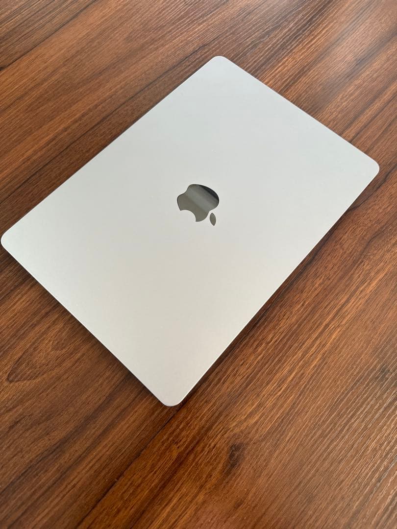 MacBook Air (M2, 13.6インチ, 8GB, 256GB)