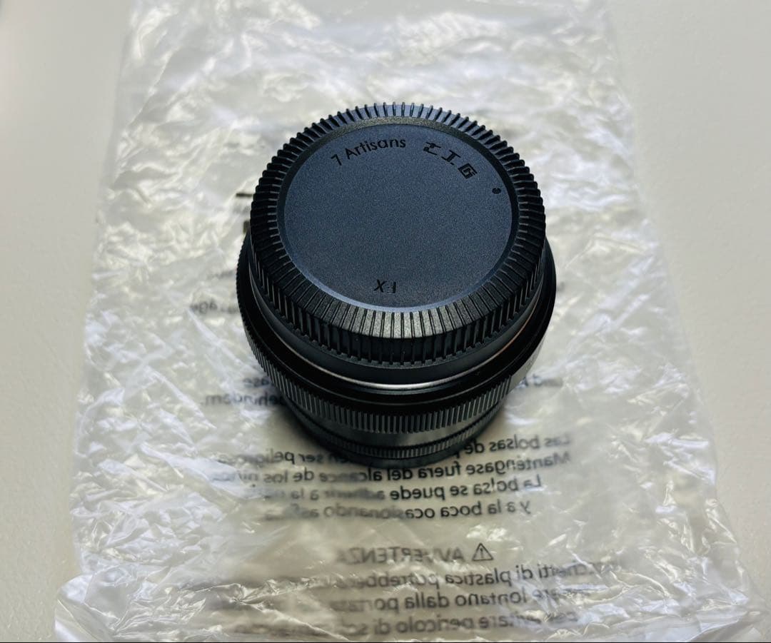 七工匠 7artisans 35mm f1.2 ブラック FXマウント