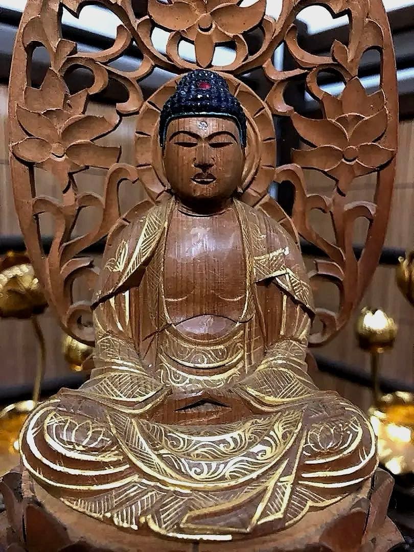 仏教美術 時代 木製 金彩 釈迦如来像 仏像