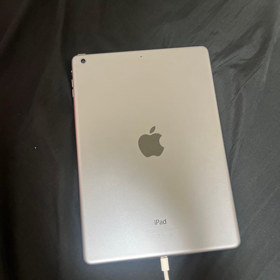 （値引き大歓迎）Apple iPad Air 64GB Wi-Fiタイプ