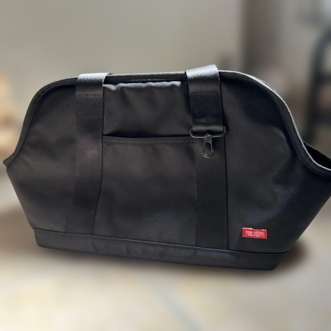 free stitch ブラック ナイロン キャリーバッグ