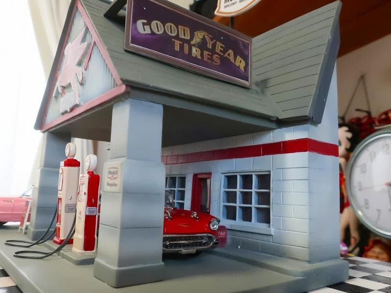 爆レア★1/43 モービル石油 ガソリンスタンド ジオラマ模型