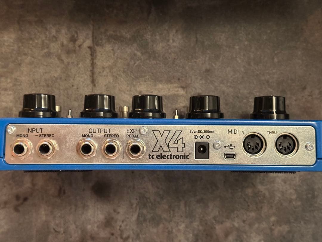 tc electronic FLASHBACK X4 ギターエフェクター