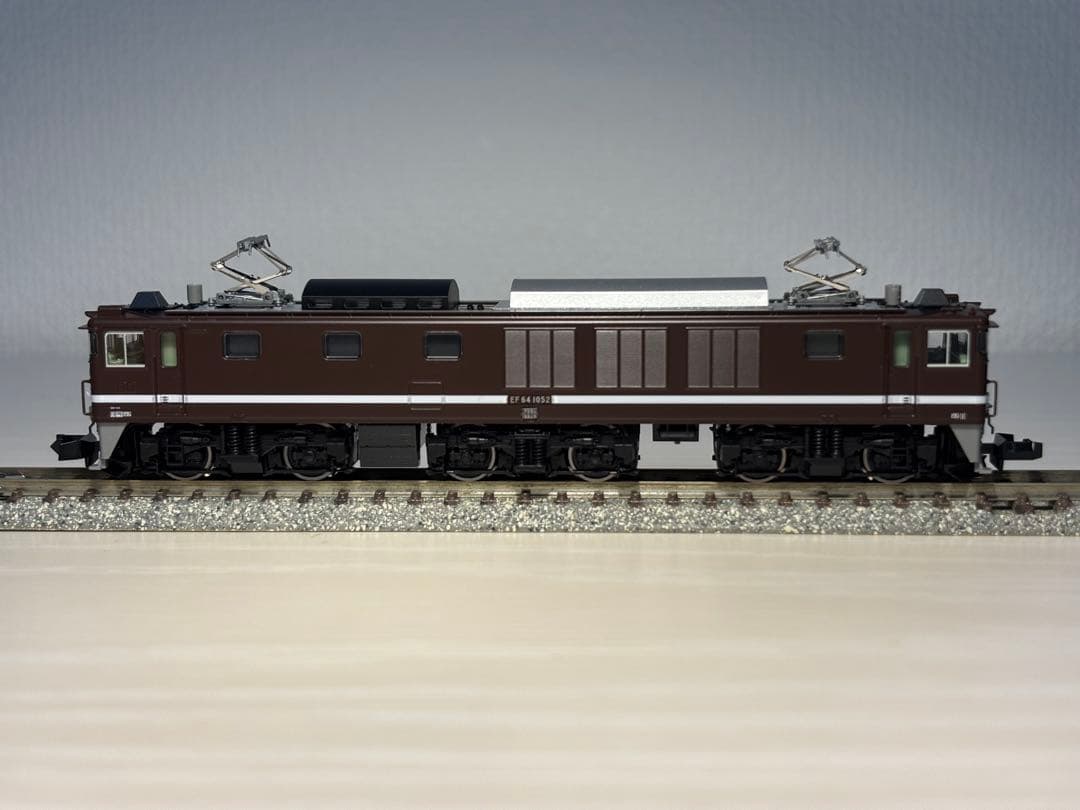 TOMIX 7133 JR EF64 1000形電気機関車（1052号機・茶色）