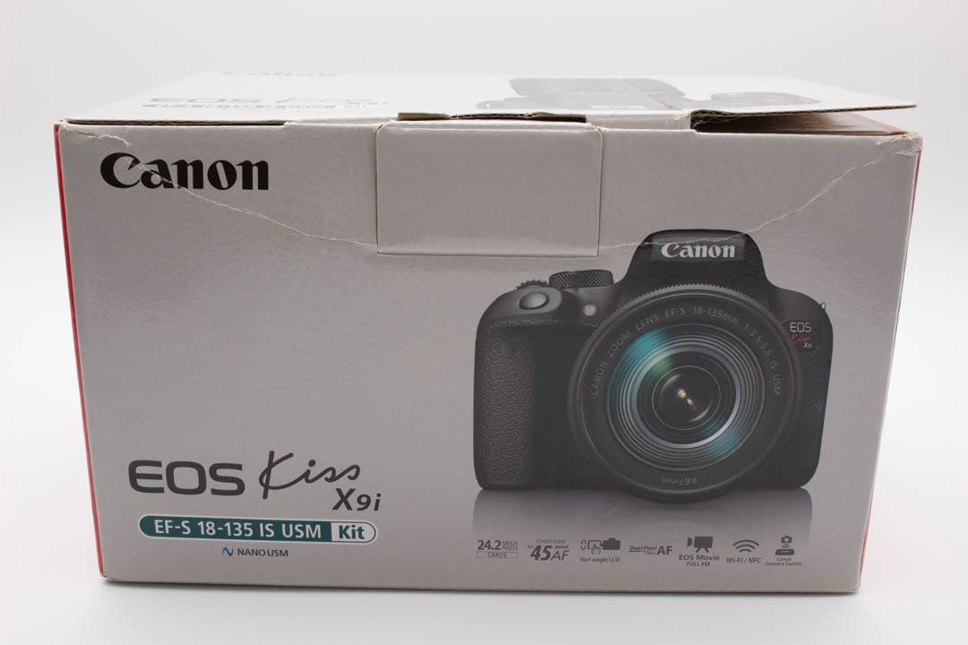 Canon EOS Kiss X9i ダブルレンズ　高倍率　元箱・カメラバッグ有