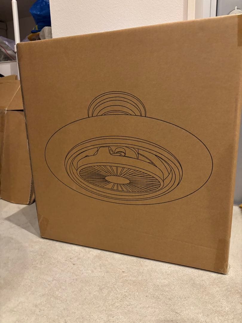 AONCIA LumaFlow シーリングファンライト