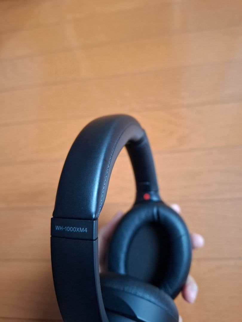 Sony WH-1000XM4（ブラック）ワイヤレスヘッドホン