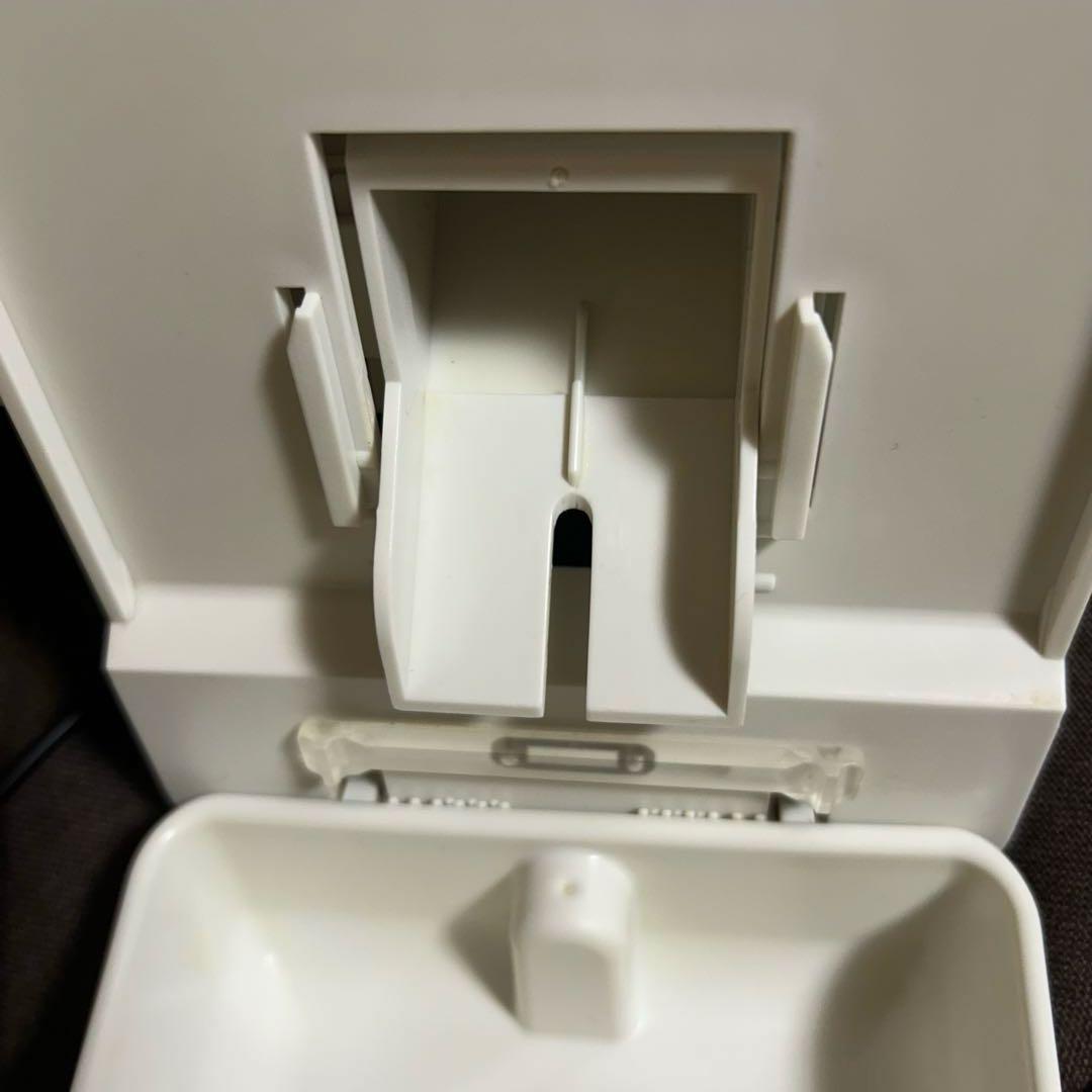 マルカン　ペット用　自動給餌器 オートフィーダー　ケージ取付タイプ　コンセント