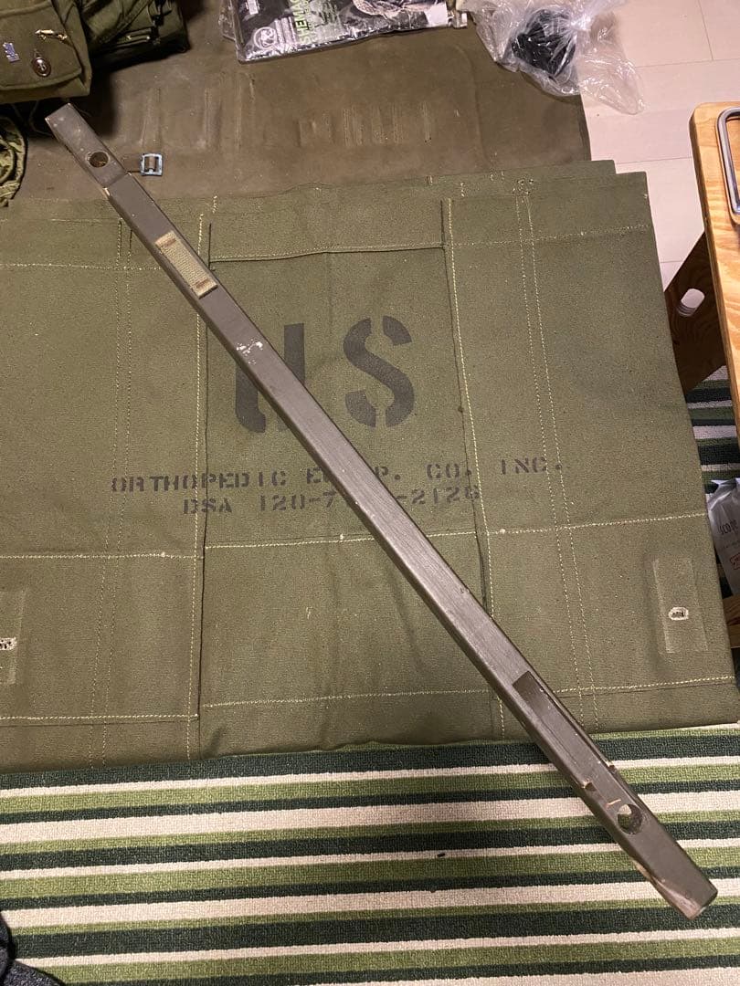 米軍　木製　GIコット　部品1本　溝ありタイプ　希少