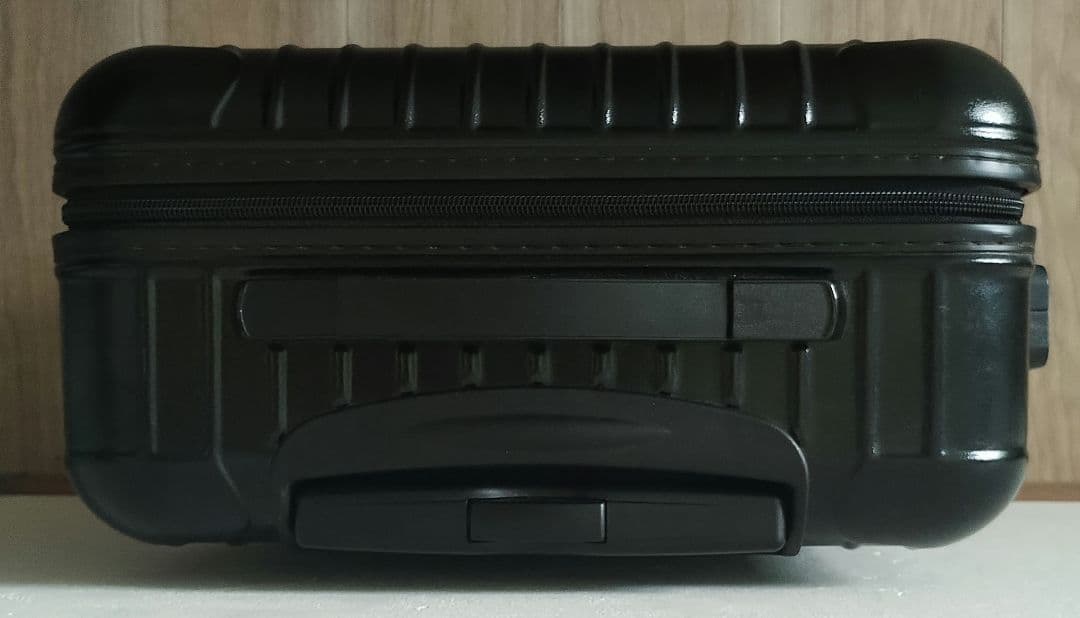 ◎美品★RIMOWAリモワ★サルサ機内持込み33Lマットブラック2輪TSAロック