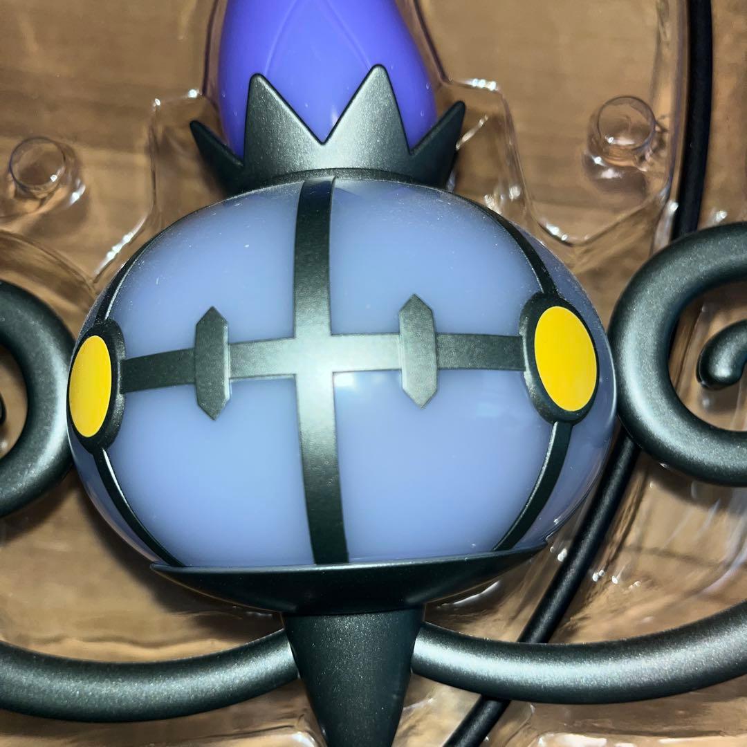 炎がまたたくLEDライト シャンデラ