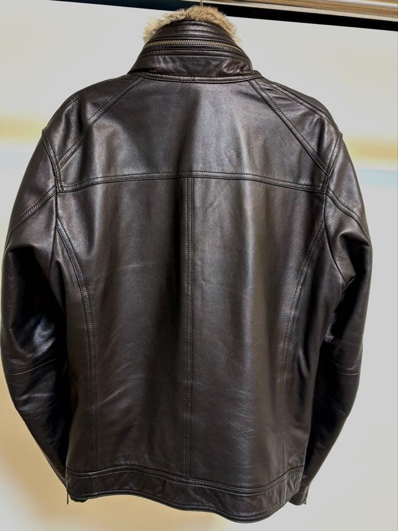 バーバリーブラックレーベル レザージャケット 中綿 ラビットファー Ｌサイズ