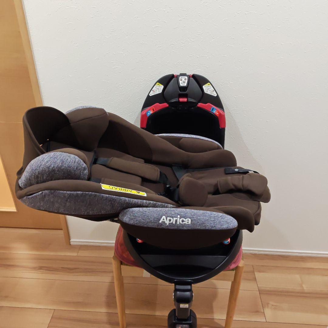 Aprica　アップリカ　フラディアグロウAC　ブラウンウッド