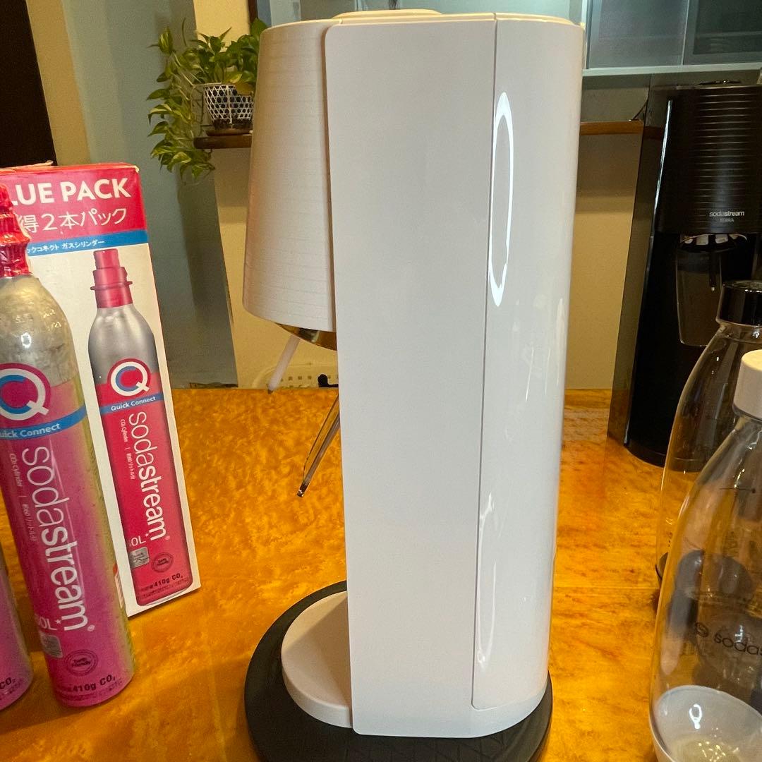※限定品※ ソーダストリーム　TERRA 満タンシリンダー2本　1Lボトル1本