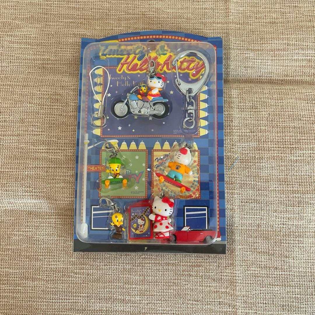 超レア　ハローキティとトゥイーティーストラップ 5個セット