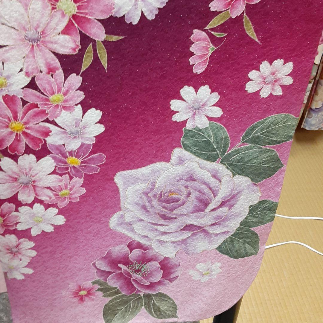 574.正絹振袖、黒バラ、160ぐらい