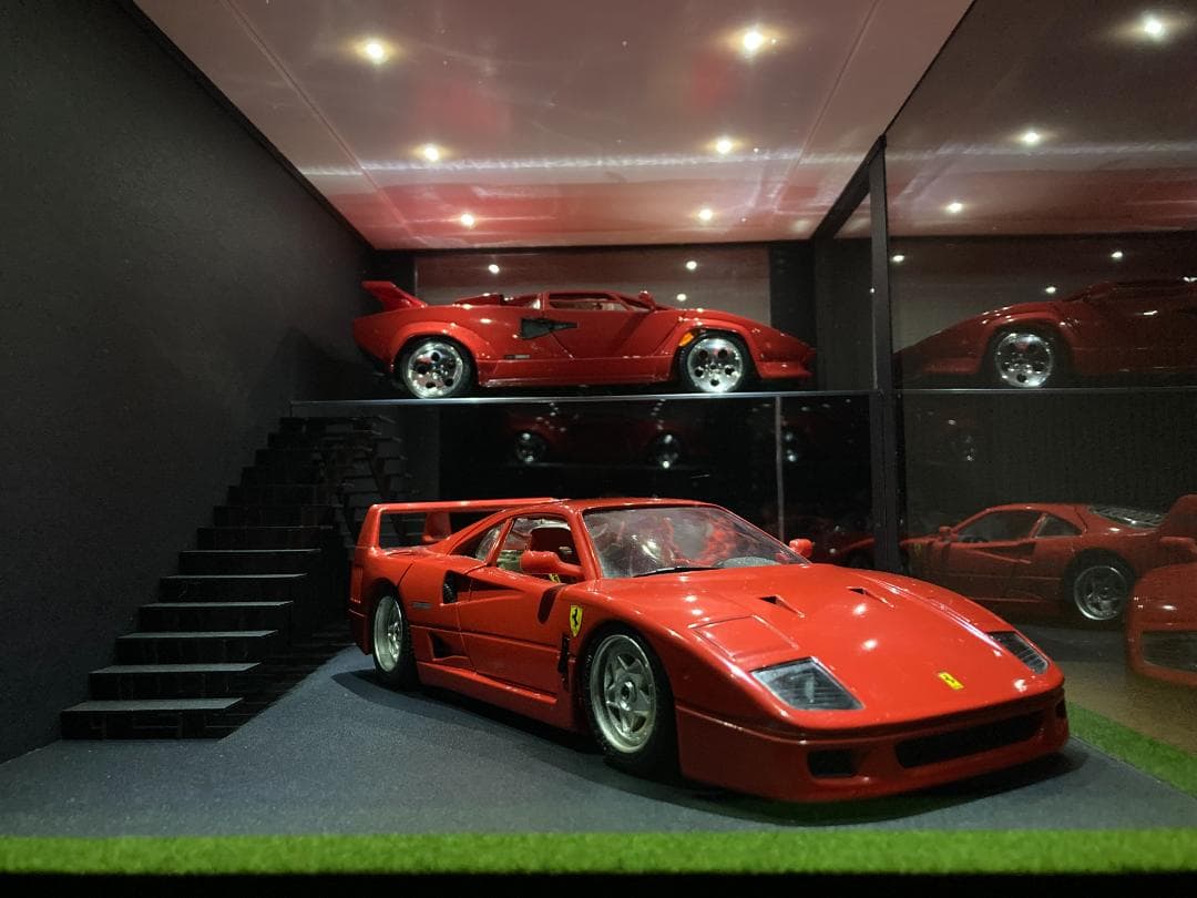 ミニカー用ジオラマ：1/18 ショールーム＆ガレージⅣ（吹き抜け2階タイプ）