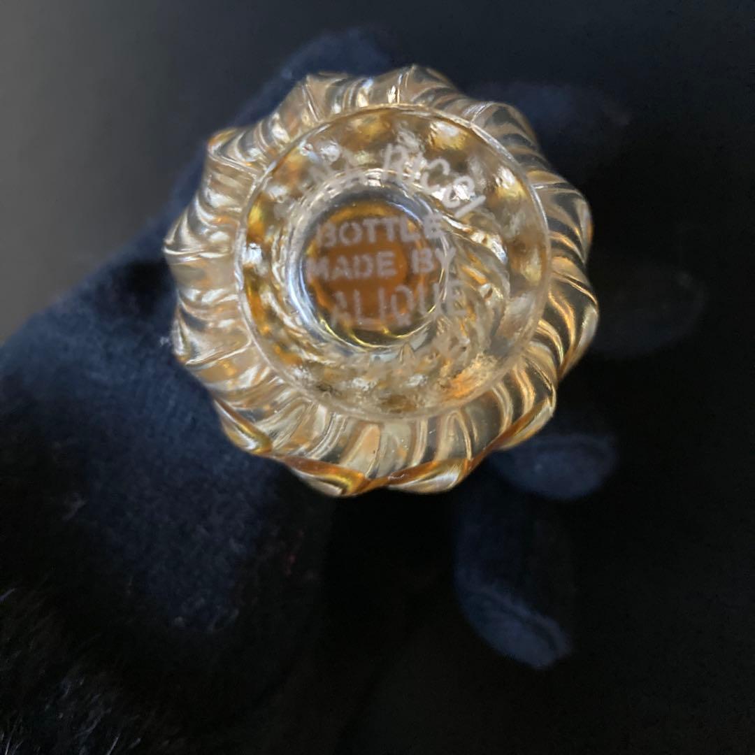 ラリック　香水　一羽鳩　香水瓶　ヴィンテージ